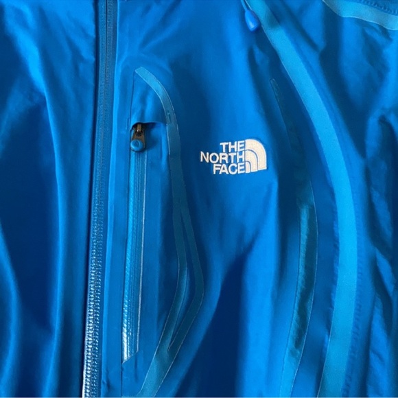 Women’s North Face ski jacket with recco - Picture 2 of 16